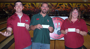 MIRACLE BOWL - WINNERS
DECEMBER 3, 2005
(L to R) Danny Underwood 3rd, Josh Williams CHAMPION, Tracey Henderson 2nd