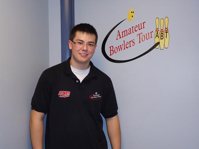 VALLEY LANES JUNIOR DIVISION WINNER  DEC. 31 THRU JAN 2, 2011  Eric Tsuchida CHAMPION
