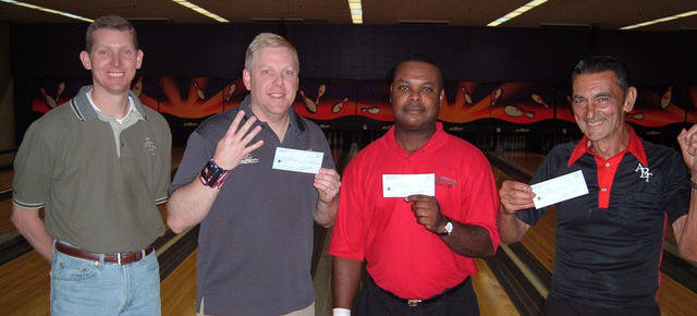 AMF RITZ LANES TOURNAMENT WINNERS
SEPT. 9 & 10, 2006
(L to R) Jeff Connor 4th,
Dave Ingraham CHAMPION,
Tye Reynolds 2nd,