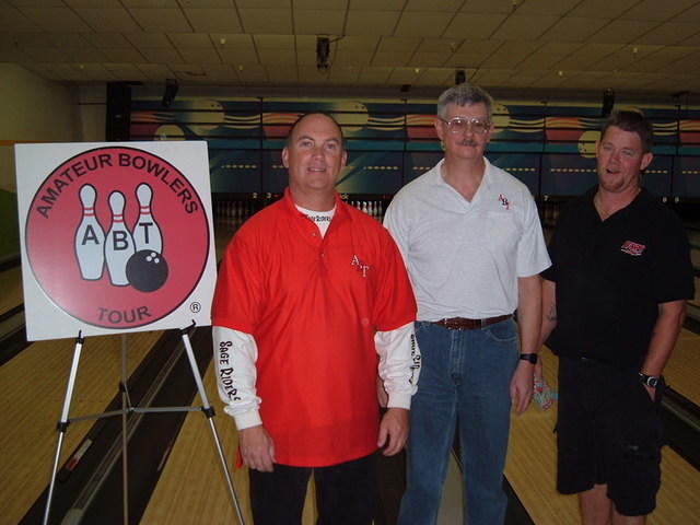 SPARETIME TOURNAMENT WINNERSNOVEMBER 12, 2006(L to R)Jim Campbell CHAMPION, Steve Bordley 2nd, Lance Blood 3rd