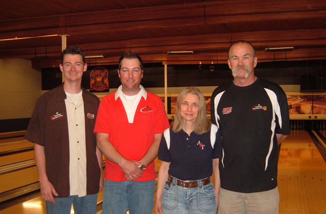 VALLEY LANES TOURNAMENT WINNERS JUNE 5 & 6, 2010  Beth Corbin CHAMPION