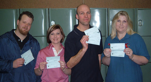 AMF RITZ LANES TOURNAMENT - WINNERS
MARCH 18 & 19, 2006
(L to R) Brad Bushnell 4th,
Julie Anderson 2nd,
Martin Bedford C
