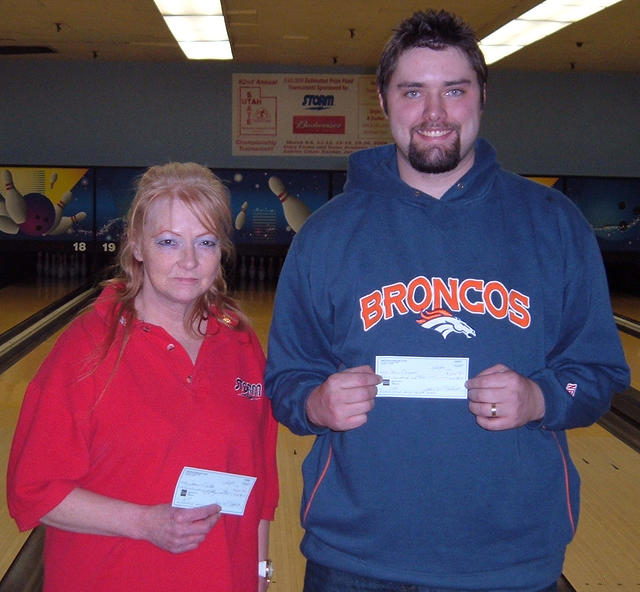 BONWOOD NO TAP WINNERSJANUARY 28, 2006(L to R) Joan Mielke 2nd, Chris Oveson CHAMPION
