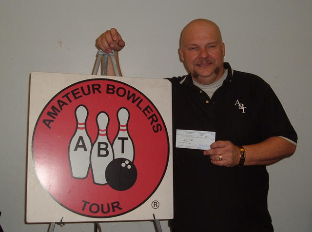 SOUTH COUNTY LANES SCRATCH DIV. WINNER  FEBRUARY 8, 2009  Brett Street CHAMPION